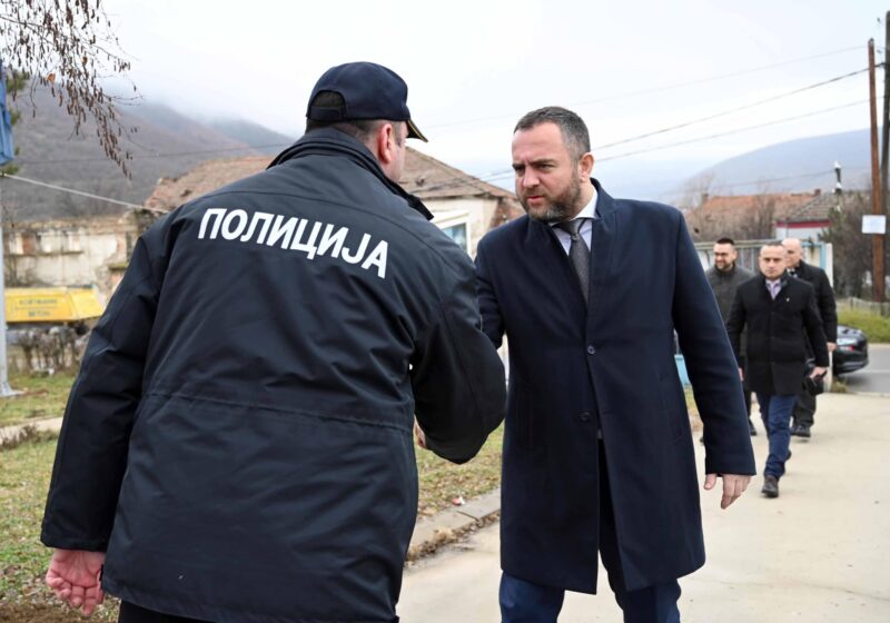 Тошковски за тендерот за униформите: Се фокусиравме на квалитетот и цената, нема неправилности