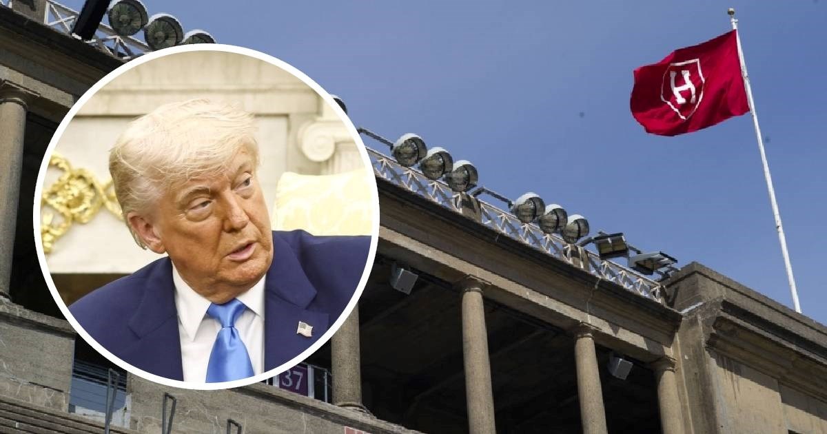 Трамп му забранува на Харвард да прима странски студенти: „Ова е предупредување“
