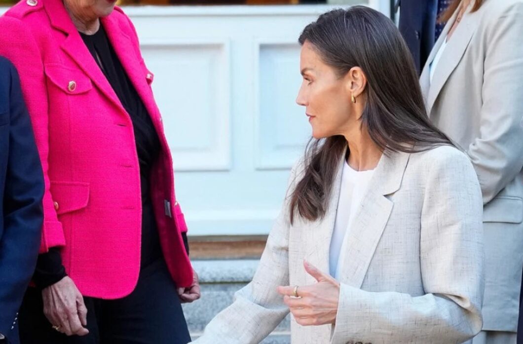 (Фото) Шпанската кралица повторно ги диктира трендовите