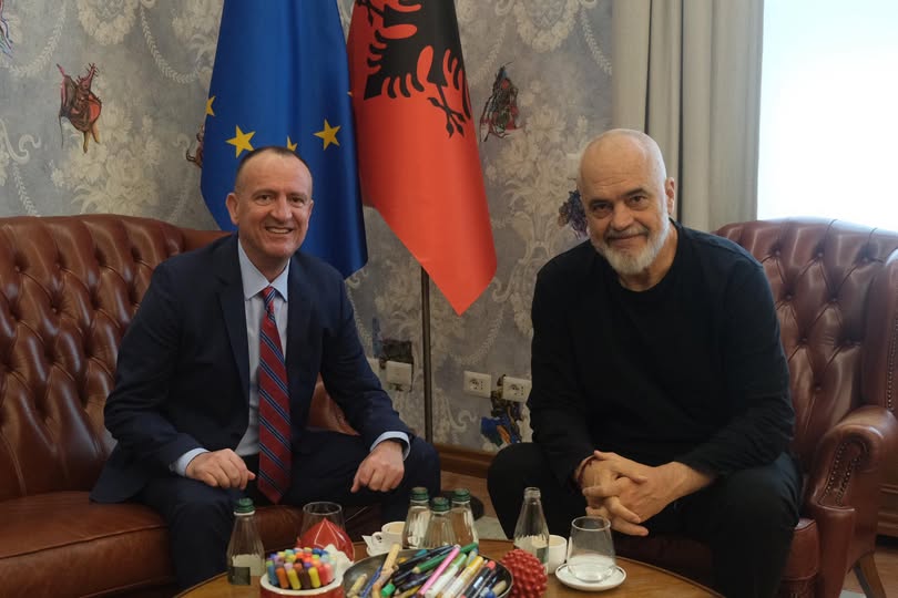 „Со најевропскиот премиер, со Еди“: Таравари се сретна со Рама