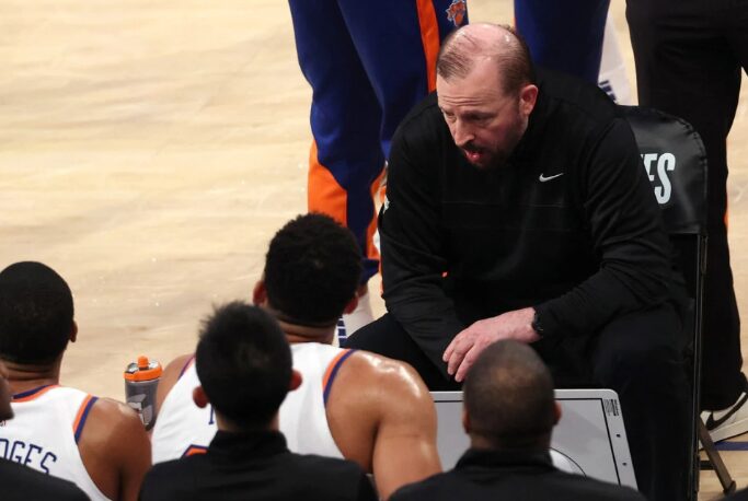 Њујорк Никс го отпуштија тренерот Тибодо