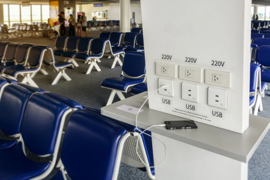 Ако го полните телефонот на јавно место, користете „USB кондом“
