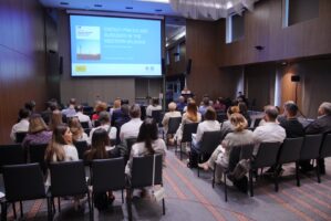 Божиновска: Соларни покриви, стабилни сметки, Македонија гради енергетска иднина за сите