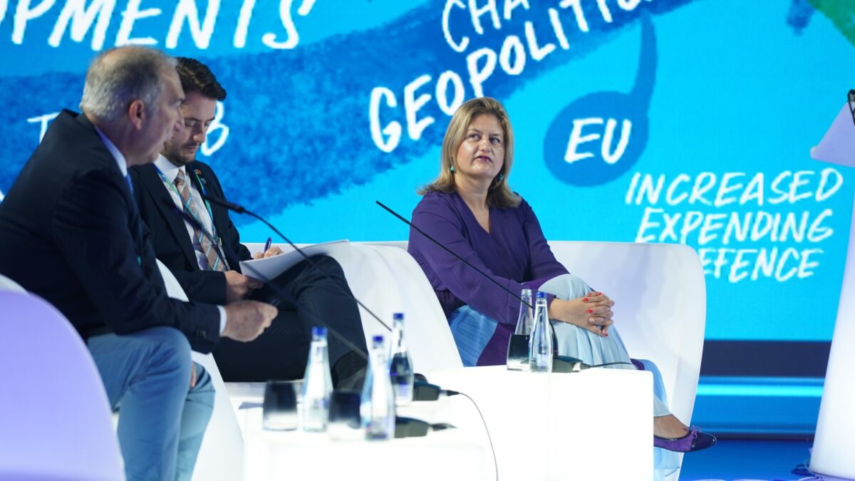 Божиновска од МЕФ 2025: Визијата на Македонија е создавање современ и иновативен енергетски модел во интерес на граѓаните и државата