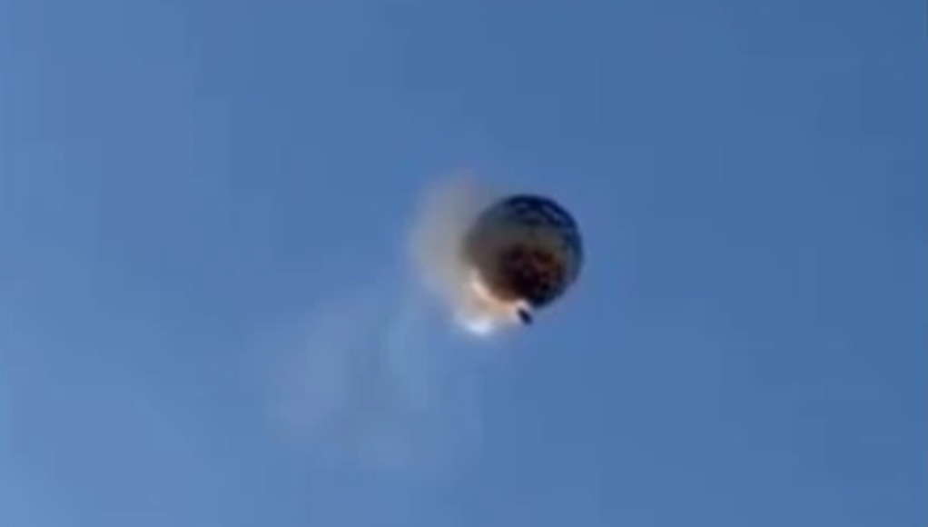 (Видео) Балон полн со луѓе се запали во воздух и се урна во Бразил, најмалку осум загинати