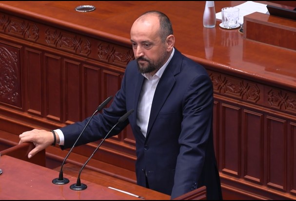 (Видео) Битиќи до Кочоска: Фирмите страдааат, кога ќе обезбедите поврат на ДДВ кон сите компании