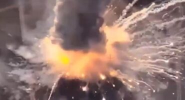 (Видео) Киев повторно му зададе удар на Путин, еве што му направија од аеродромот на Крим