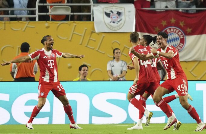 (Видео) Олисе го однесе Баерн во втората фаза