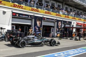 (Видео) Расел победи во Канада, судар меѓу Норис и Пјастри