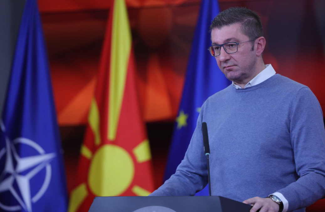 Во Брисел имало обид да се нанесе удар на македонскиот јазик, Мицкоски рече дека успеале да амортизираат