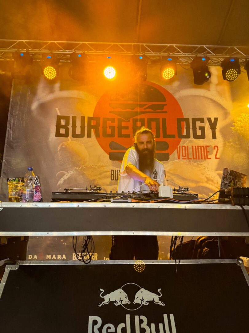 Во Кисела Вода се одржува Skopje Street Food Festival – #Burgerology vol. 2