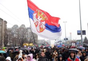 Голем видовденски протест вечерва во Белград, студентите се огласија за ненадлежни за она што ќе се случува по 21 часот