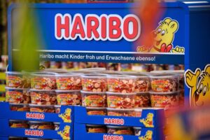 Дете паднало во кома откако изело гумени бонбони „Харибо“ со канабис