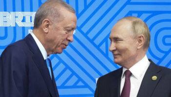 Ердоган и Путин разговараа, го осудија нападот на Израел врз Иран