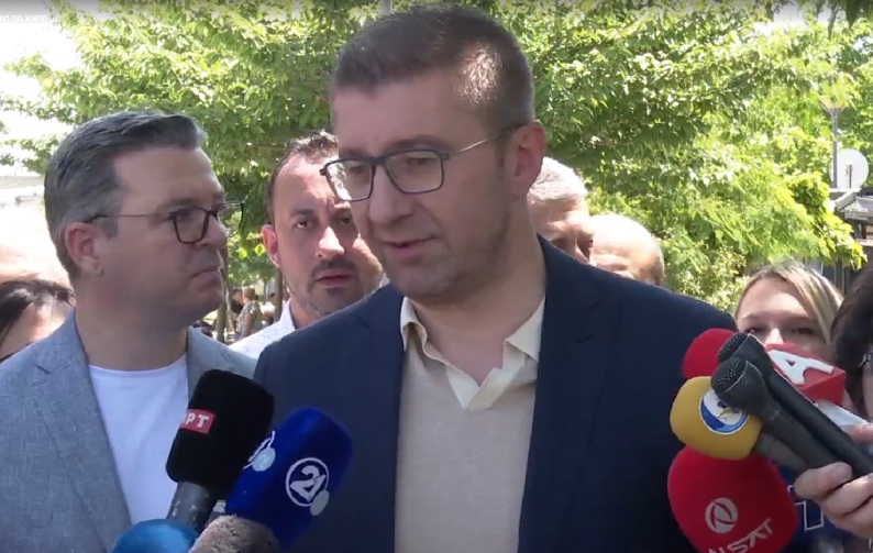 Има предлог за средба со Бугарија, треба Софија да се изјасни, рече Мицкоски