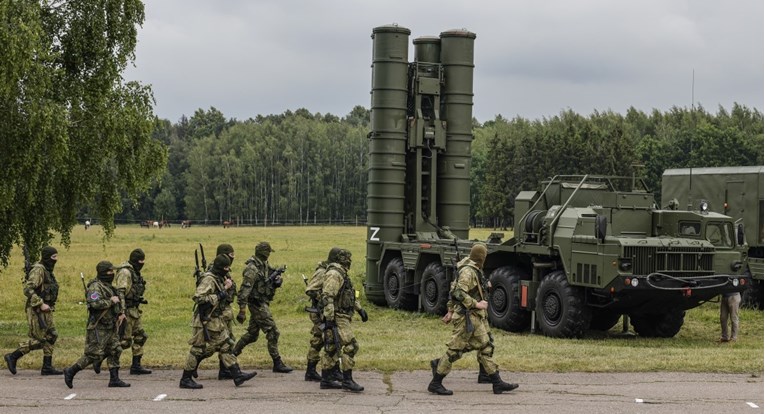 Москва нападна рафинерија за гориво на украинската армија