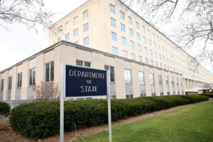 Стејт департмент: Претседателот е задоволен од прекинот на огнот