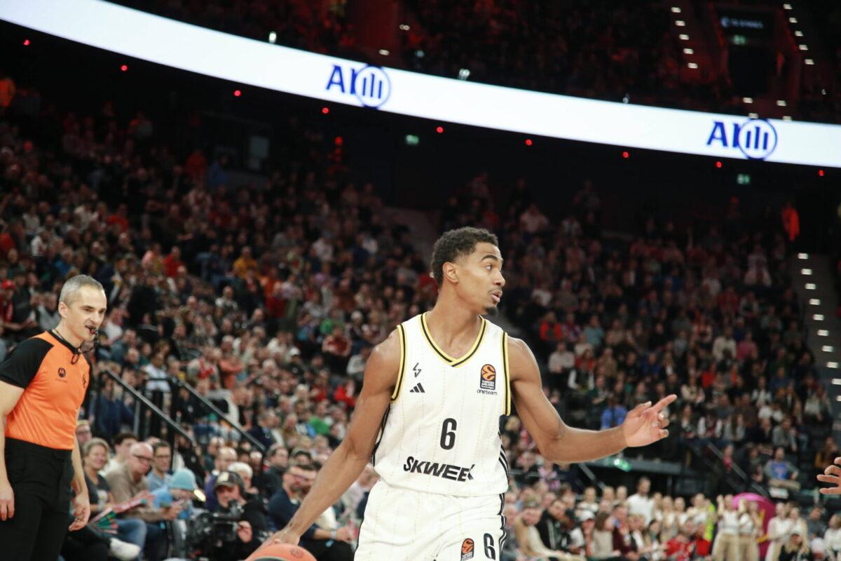 Тони Паркер потврди дека Малдон потпишал договор со Реал