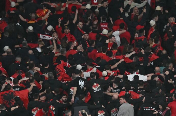 „Поради пријателите на Србите нема да бидеме на стадионот“