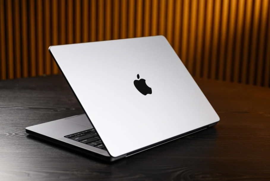Apple го подготвува својот најевтин MacBook: Ќе го користи истиот чип како iPhone