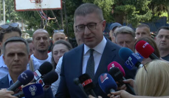 Oхрабрува растот на извозот на  земјоделски производи во првите 5 месеци, оценува Мицкоски