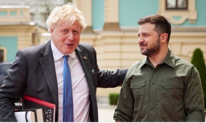 Џонсон: Тажен сум од слабиот интерес на Британците за Украина
