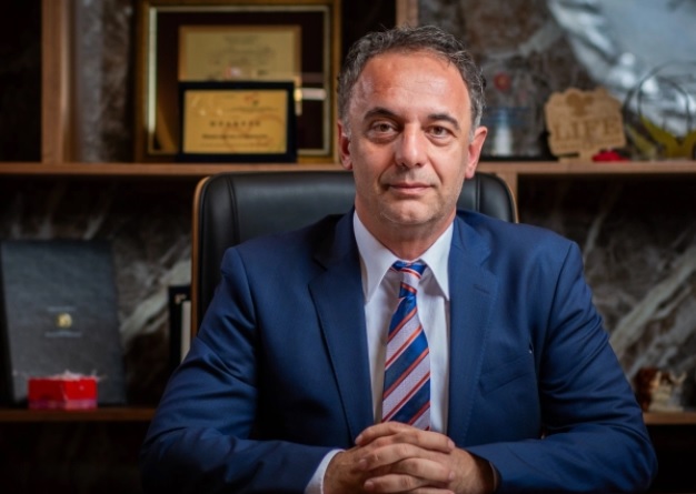 Алиу ветува 205 милиони евра за болници кои инспирираат доверба, а не страв