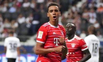 Баерн Минхен објави: Џамал ​​Мусијала е опериран