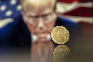 Биткоинот за прв пат над 120.000 долари, Трамп: Јас сум крипто-претседател