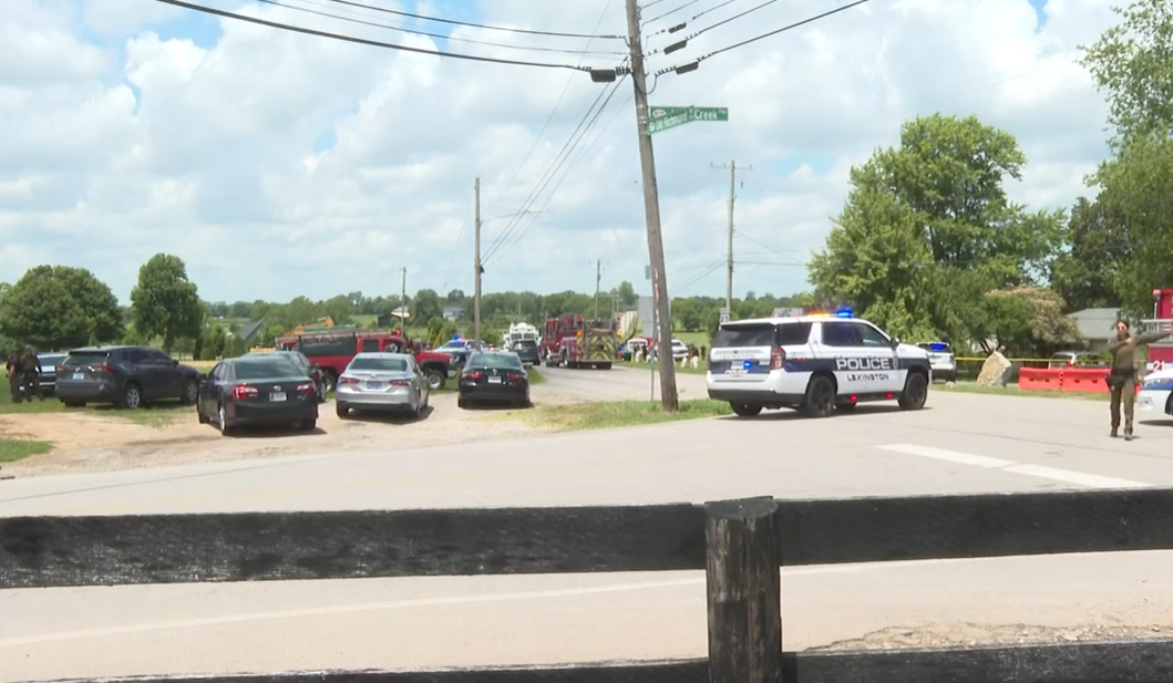 (Видео) Двајца мртви и повеќе повредени во пукање во Кентаки