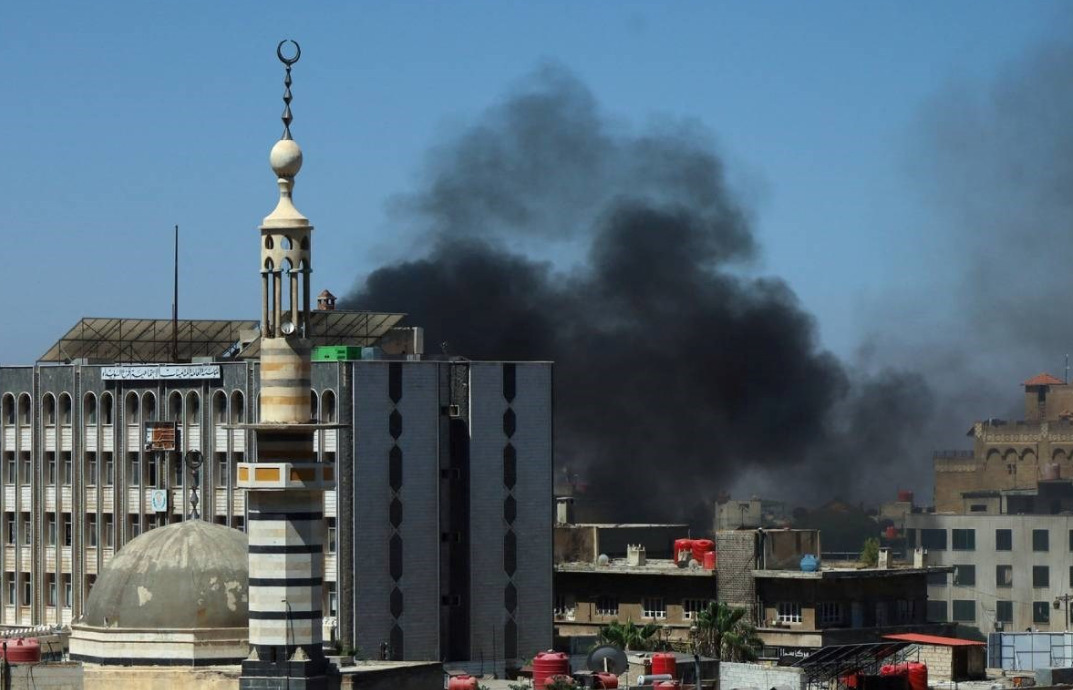 (Видео) Драматична ескалација во Сирија, експлозии во главниот град; Израел: Ќе удриме посилно