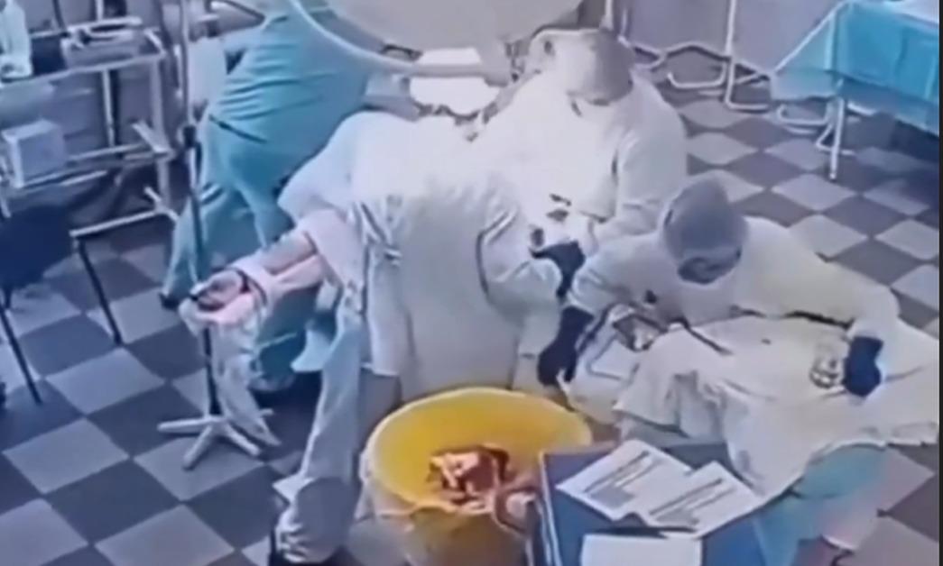 (Видео) Земјотрес од 8,8 степени за време на операција, докторите останаа смирени