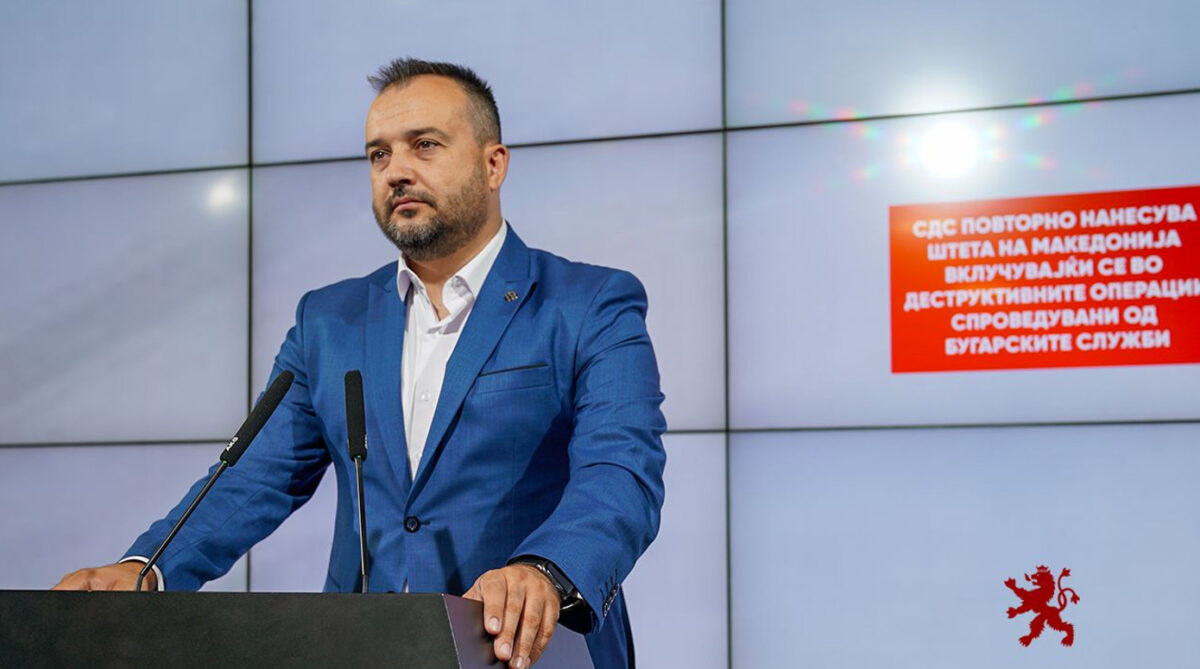 (Видео) Лефков: СДС повторно нанесува штета на Македонија вклучувајќи се во деструктивните операции спроведувани од бугарските служби