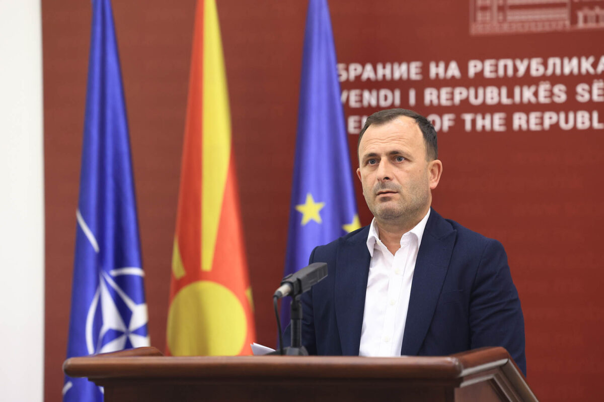 (Видео) Митрески: СДСМ нема да учествува во гласањето за интерпелацијата на обвинителот Коцевски