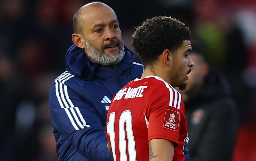 Гибс-Вајт го извиси Тотенхем, потпиша нов договор со „шумарите“