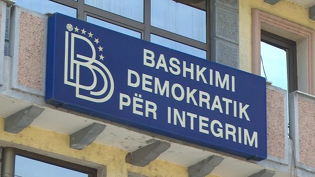 ДУИ: „Влен“ покажа елементарно непознавање на законодавната процедура, додека ЗНАМ и ВМРО-ДПМНЕ продолжуваат да се потсмеваат со нив