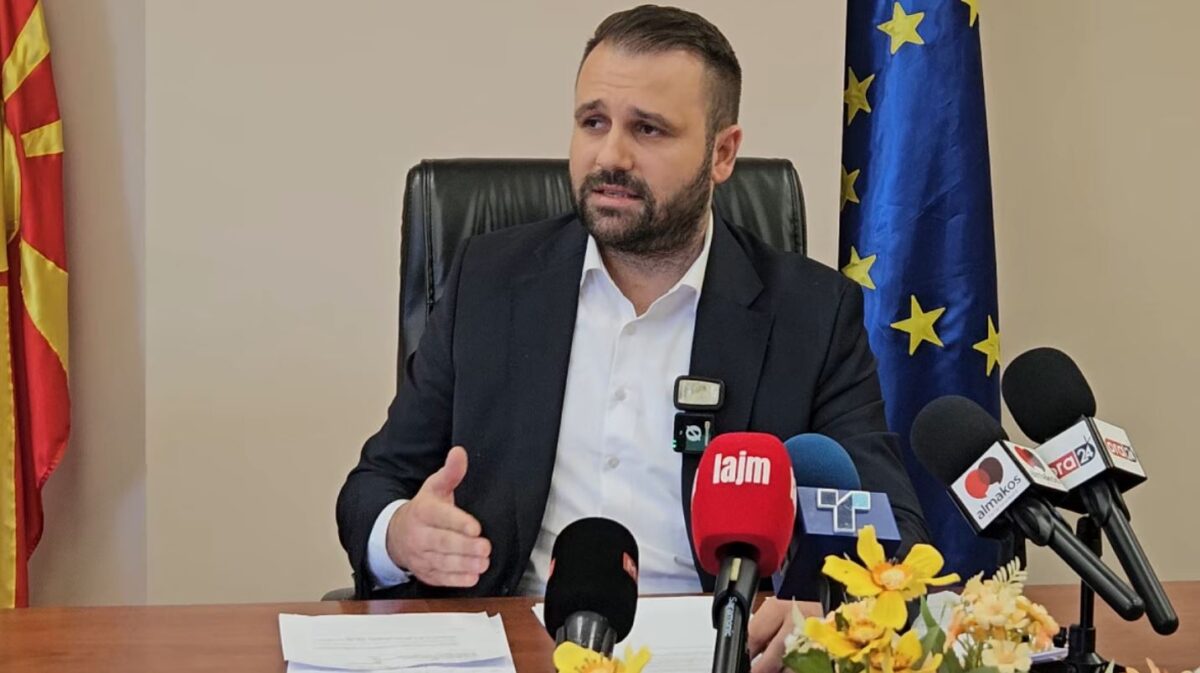Дурмиши ја претстави новата мерка за практикантство – шанса за над 1.300 млади невработени
