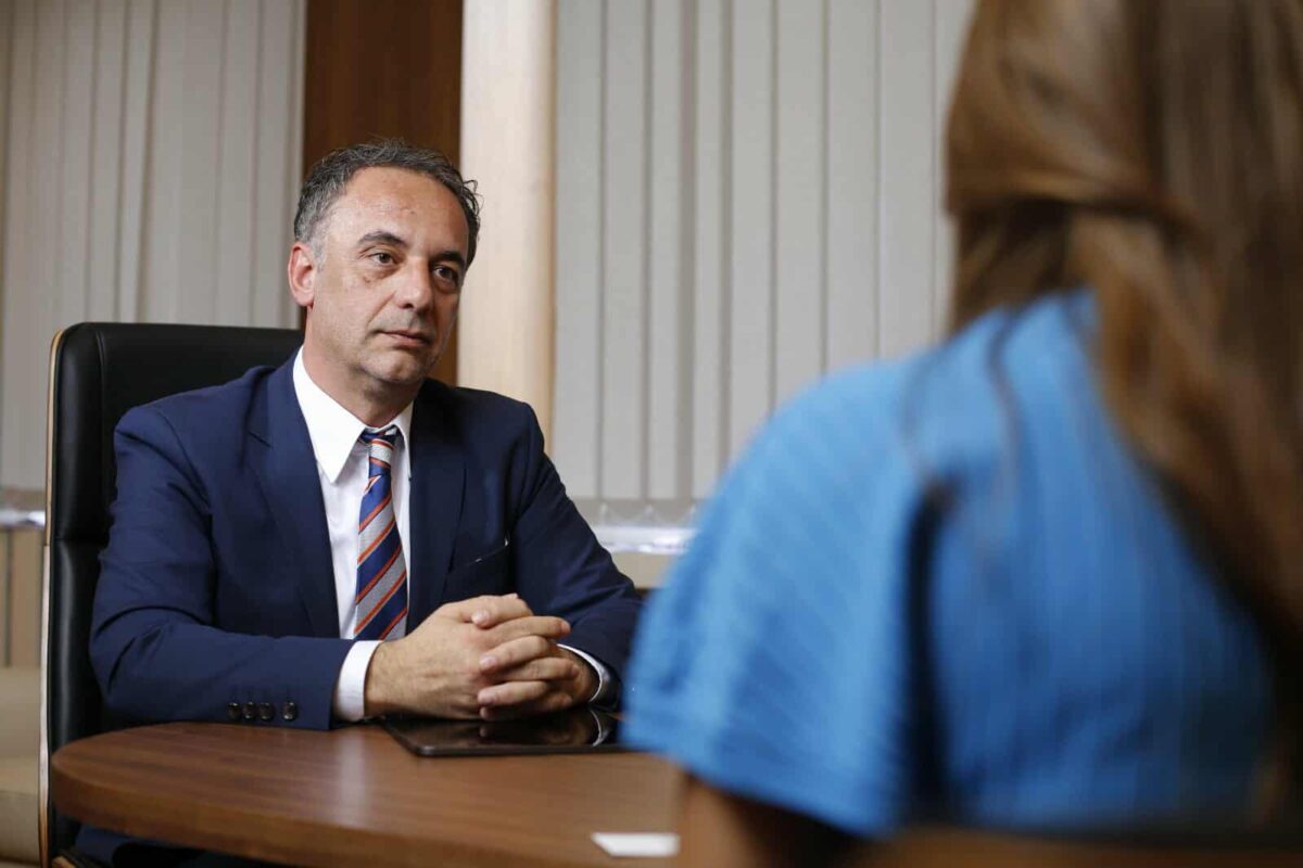 За еден месец, 80 лица се сретнаа со министерот за здравство, Алиу, преку „Отворен кабинет”