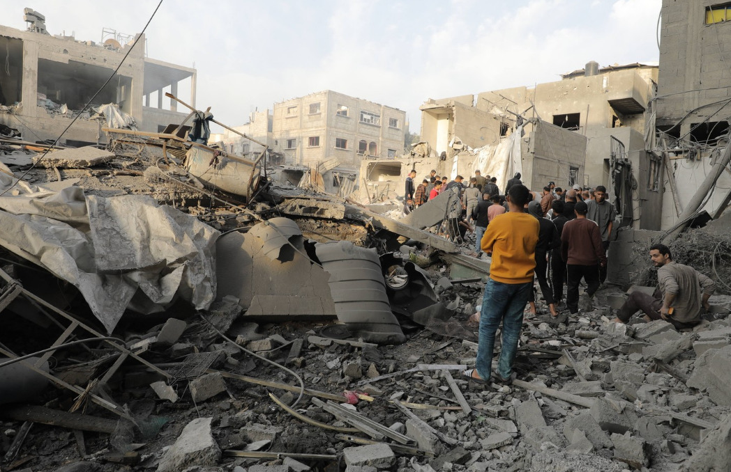 Израелски министер: Не треба да се грижиме за гладот во Газа, светот нека се грижи за нив