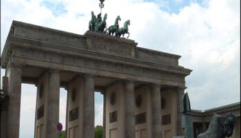 Кукаст крст откриен за време на тајно гласање во германскиот парламент