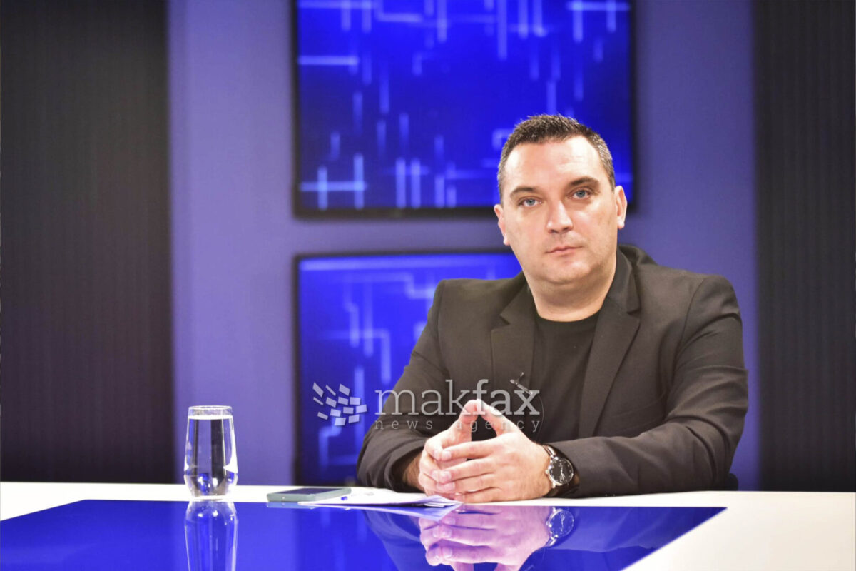 Обвинение за поранешниот директор на затворот во Шуто Оризари – допуштал осуденици да си одат дома и на приватни локации