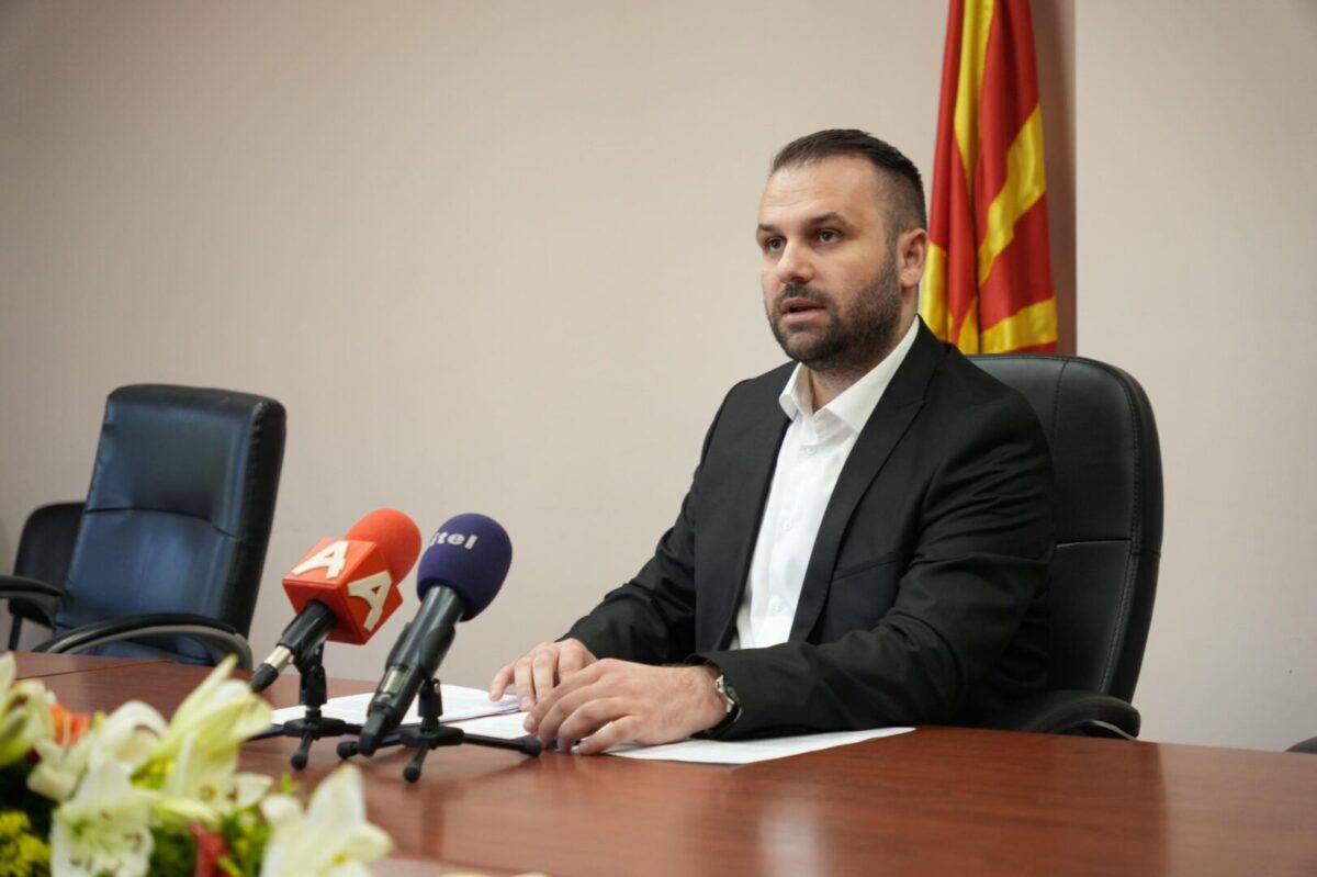 Објавен оглас за ангажирање 300 невработени лица за помош на стари лица и лица со попреченост