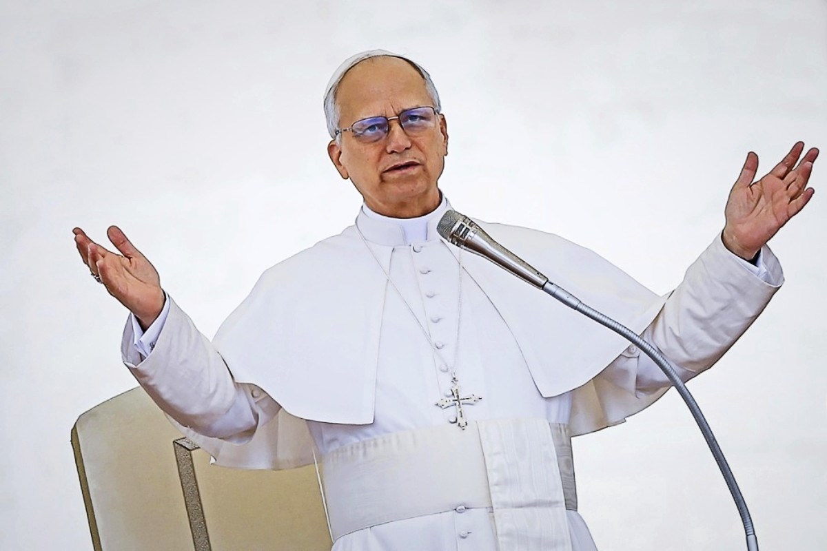 Папата Лaв: Светот гори поради вооружените конфликти и глобалното затоплување