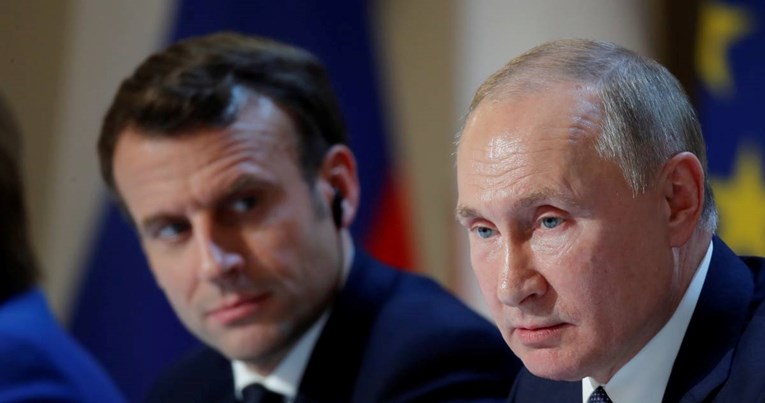 Путин и Макрон разговараа по телефон по три години