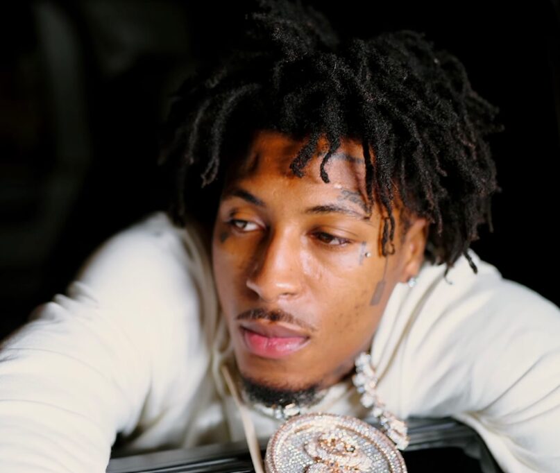 Рапер (25) го очекува своето 13-то дете - и сите се прашуваат истото