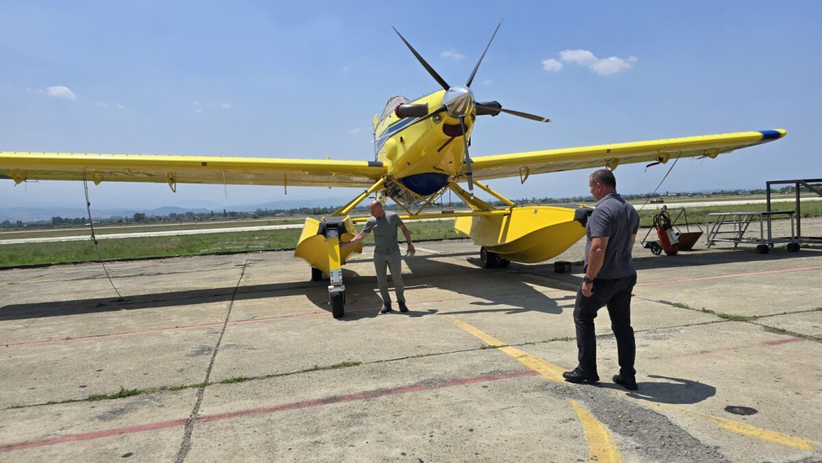 Стабилизирана ситуацијата со пожарот кај Преспа, продолжува гаснењето во прилепско