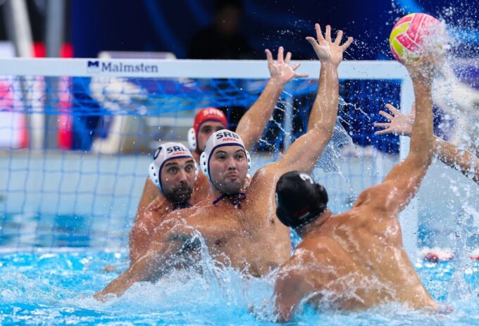 Унгарија го запре олимпискиот првак, ќе се бори за златото на СП