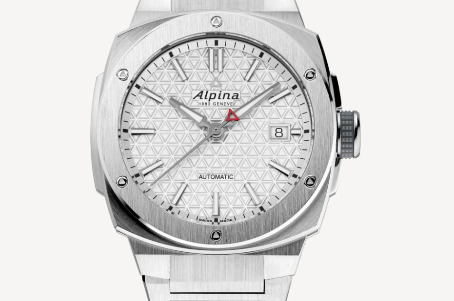 ФОТО: Новиот часовник Alpina е водоотпорен на длабочина до 200 метри