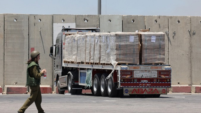 Хуманитарен конвој од Египет се движи кон Појасот Газа