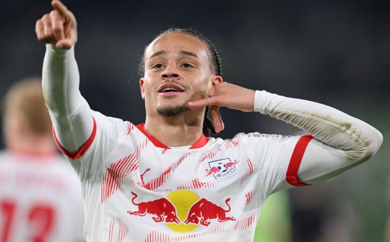 10 милиони евра го делат Симонс од трансфер во Челзи